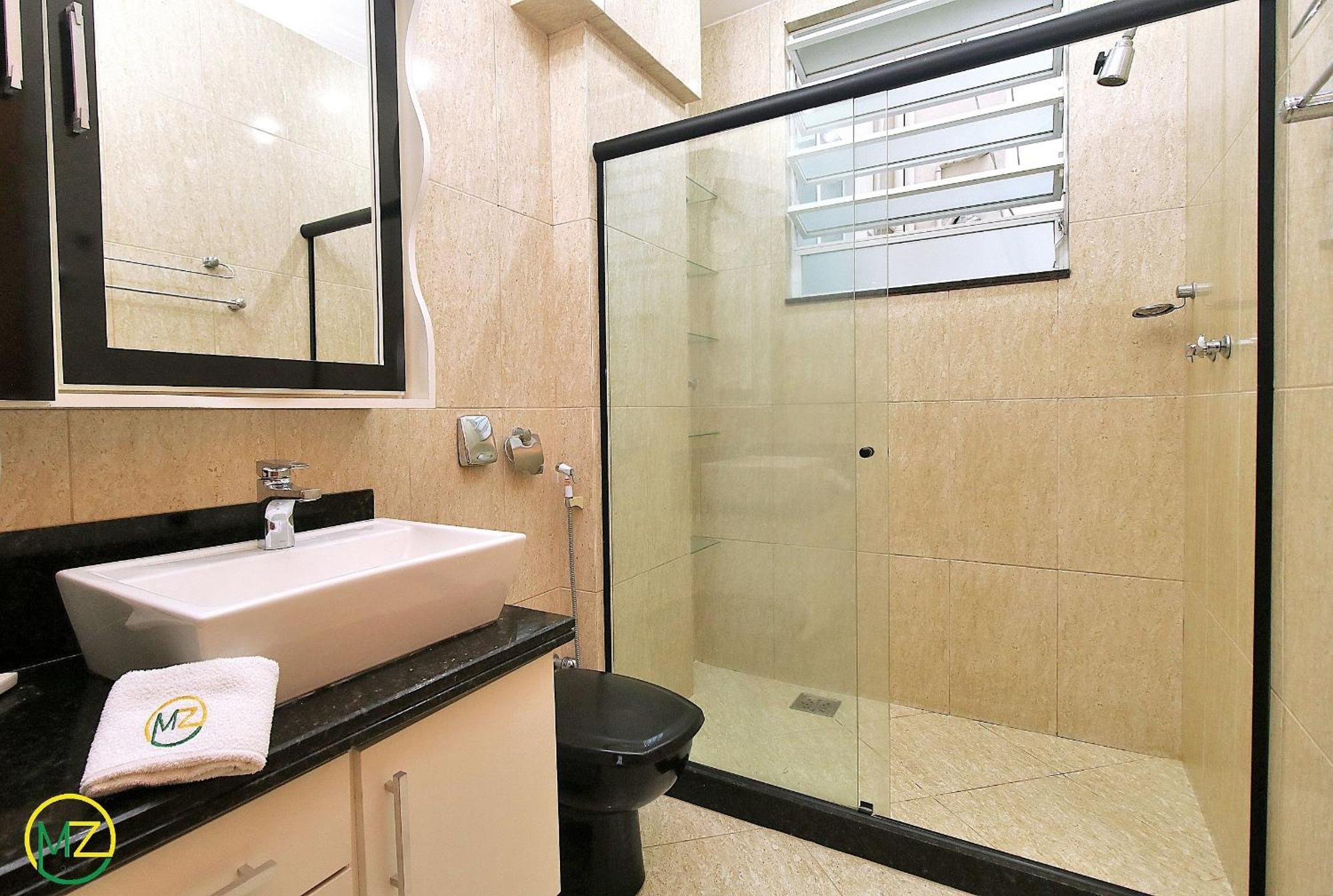 Amplo 2 Quartos Na Do Leme 7 Pessoas Apartment